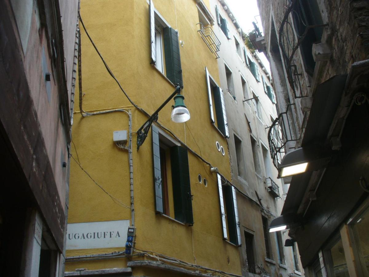 Raggio Di Sole Dietro Piazza San Marco Венеція Екстер'єр фото